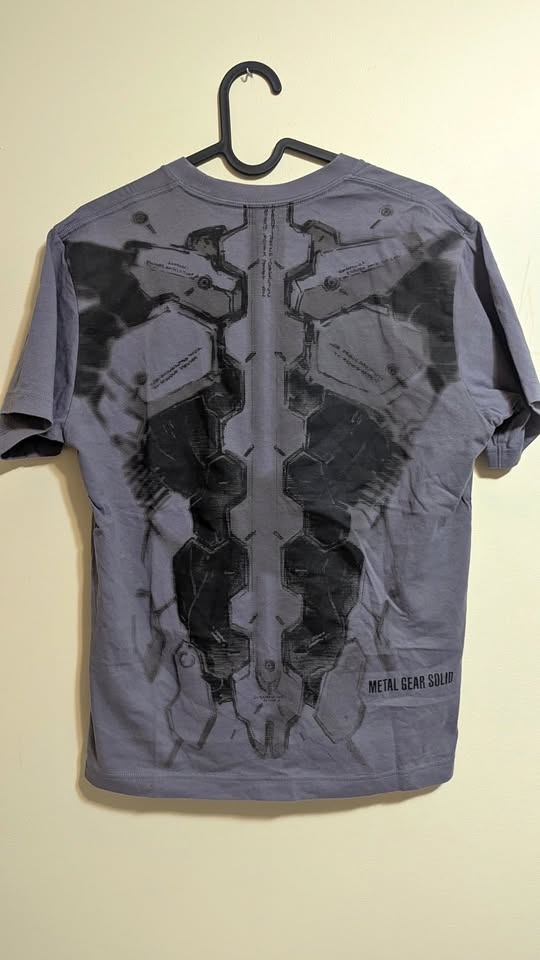 Uniqlo UT Archive Metal Gear Solid Gray Fox T-Shirt XS
