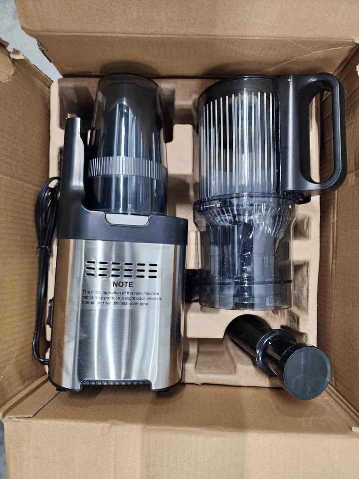 AMZCHEF Slow Juicer ZM1902 New in box