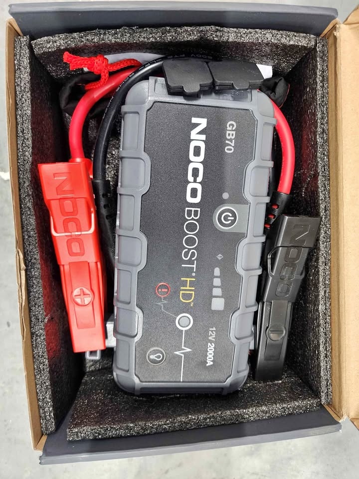 NOCO Boost GB70 Jump Starter - 2000A, 12V Lithium
