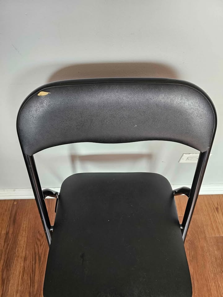 Foldable Chairs - photo 4