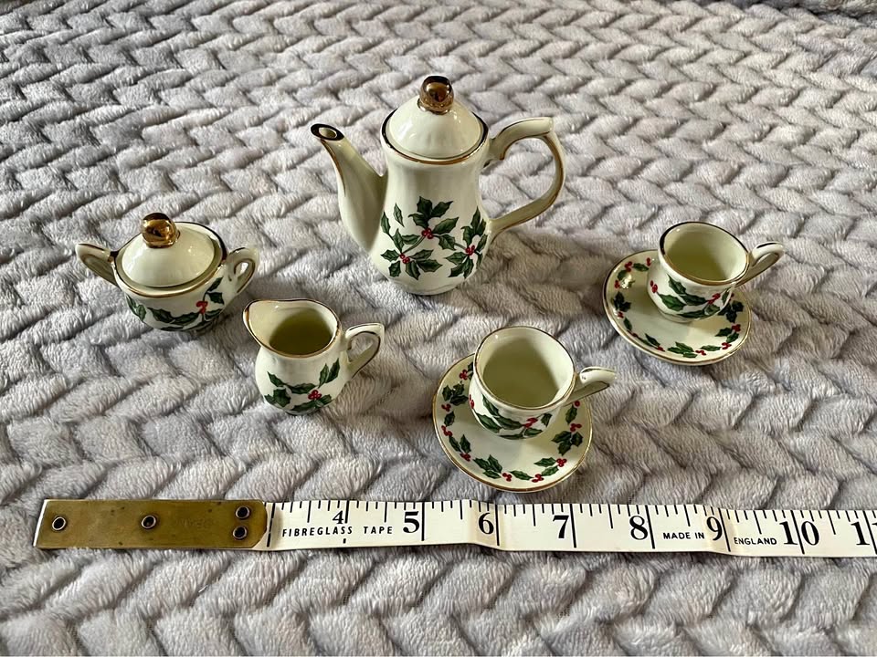 Miniature Christmas tea set