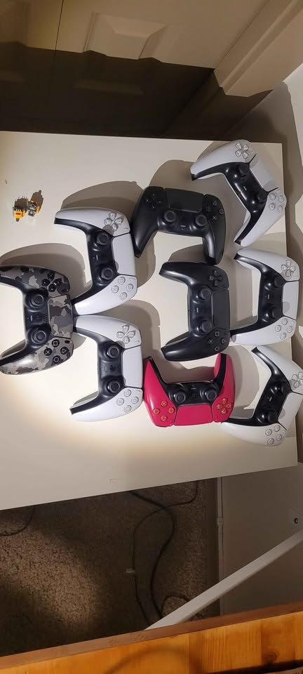 Custom PS5 controllers. TMR electromagnetic joysticks. - photo 2