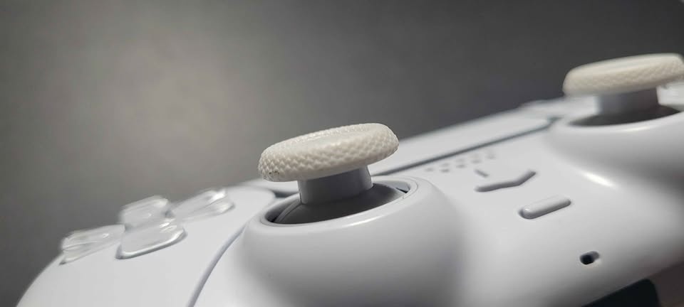 NMD Whiteout Custom Controller - TMR PS5 - photo 3