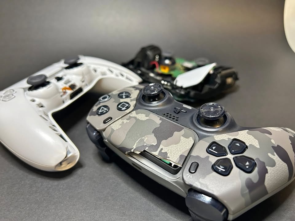 WANTED: Broken/Drifting PS5 Controllers – Cash or Trade-In! 🎮