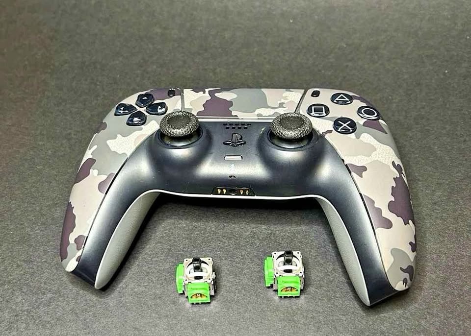 Grey Camo TMR PS5 Controller