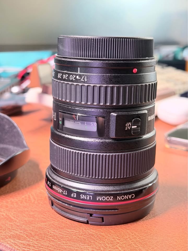 Canon EF 17-40mm f/4L USM Wide Zoom Lens - Excellent Condition w - photo 3