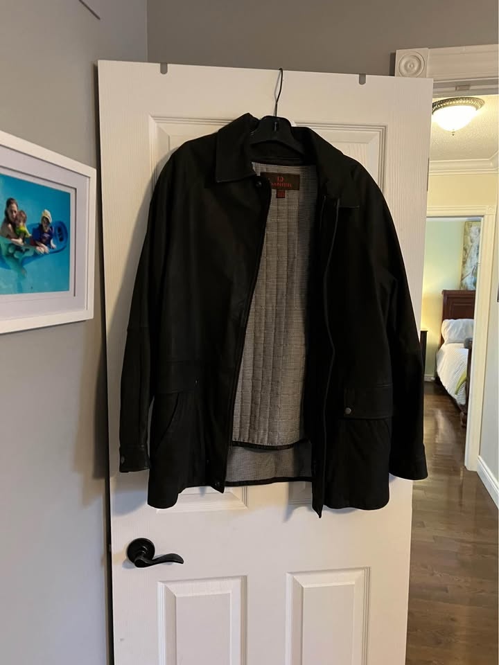 Beautiful Men's Nubuck Leather Coat - Dark Brown, Size M - photo 2