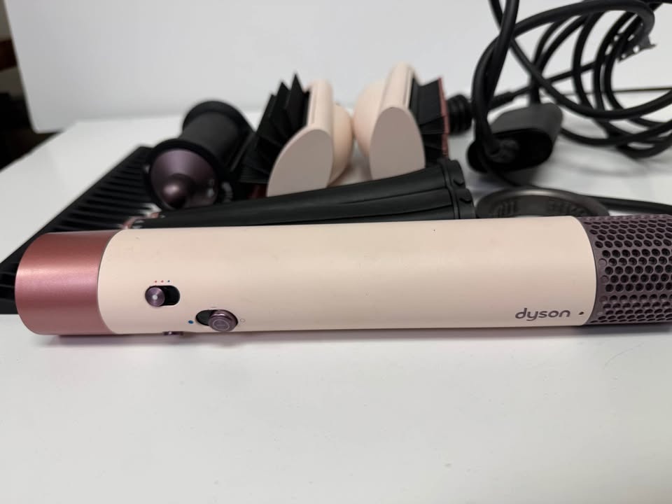Dyson Airwrap Complete Styling Set (Refurbished) - photo 2