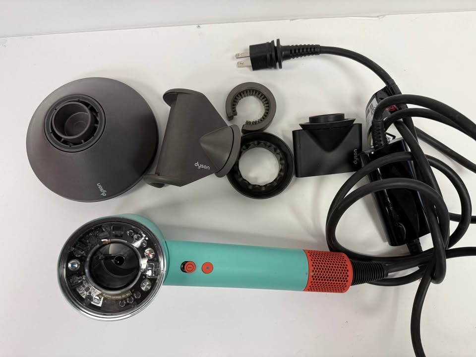 Dyson Supersonic New Model Hair Dryer with 6 months warranty - photo 5