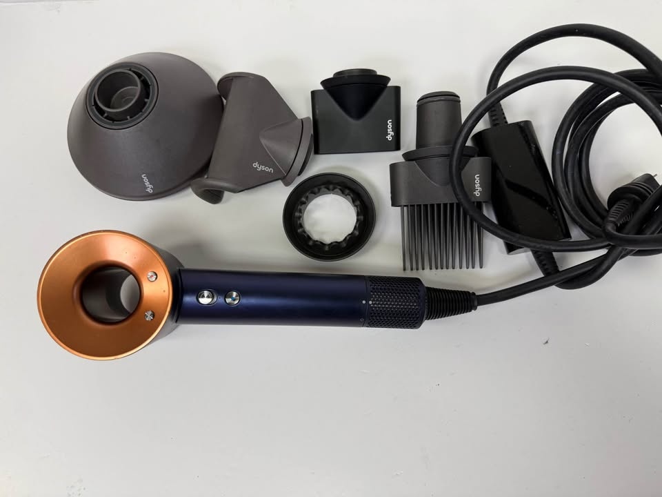 Dyson Supersonic Classic Hair Dryer (Refurbished) with 6 months - photo 5