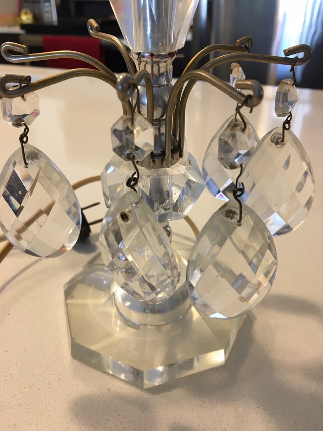 Vintage Crystal Design Table Lamp (Not Working) - photo 2