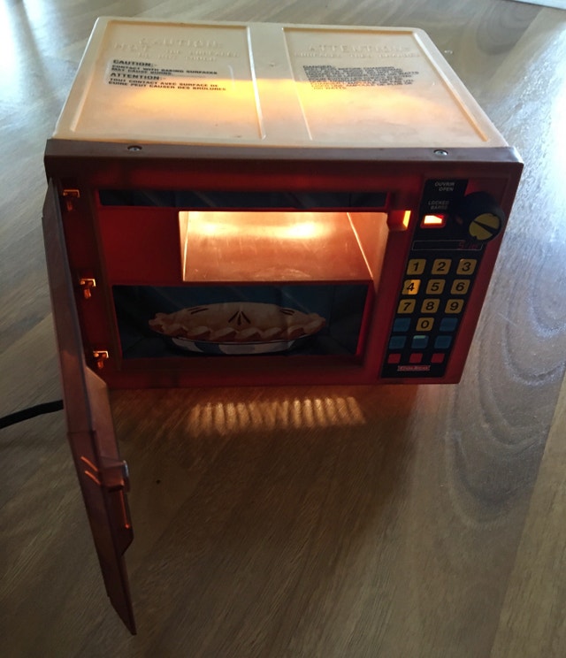 Vintage Coleco Kenmore Kids Microwave - still works! - photo 2