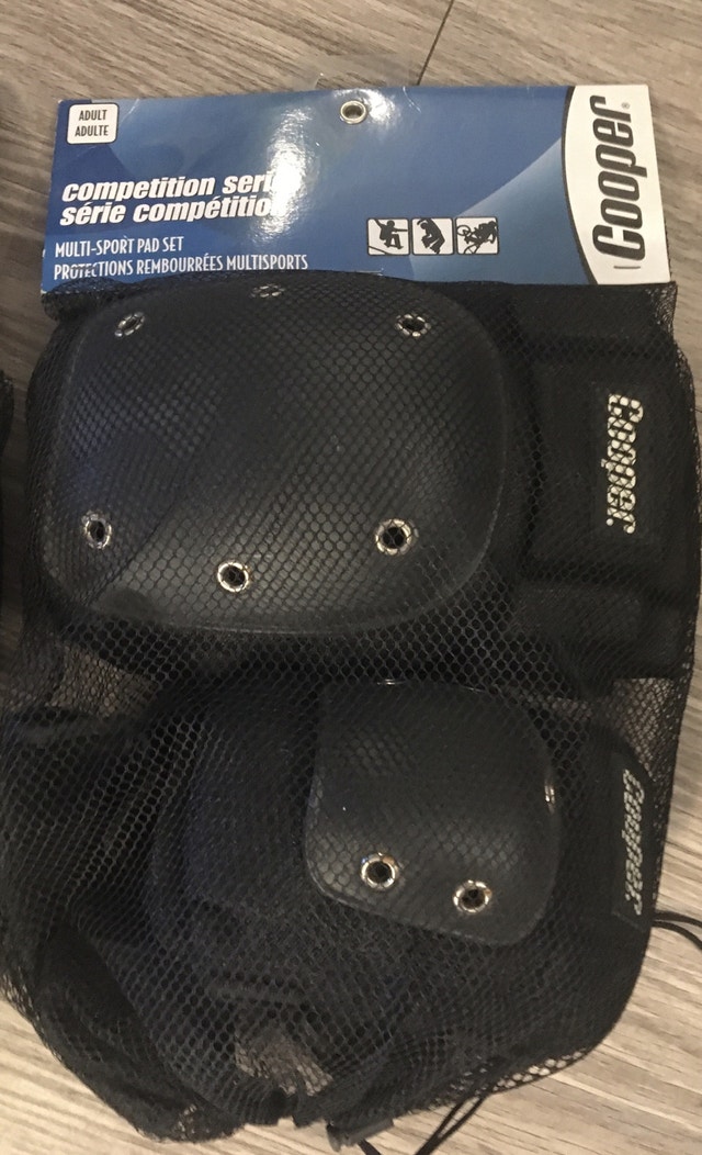 Two Cooper Multi-Sport Pad Sets - photo 3