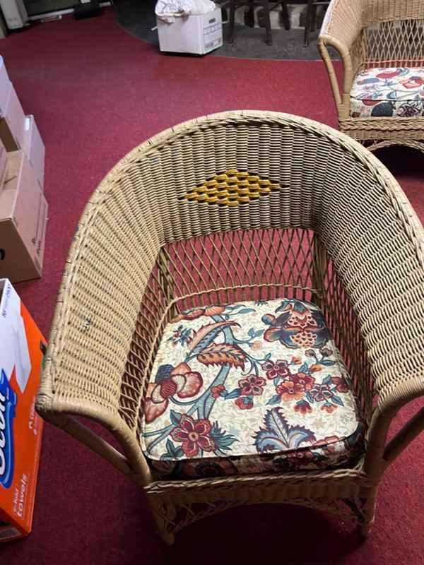 Vintage Wicker Patio Furniture Set Sofa 2 Chairs Coffee Table - photo 5