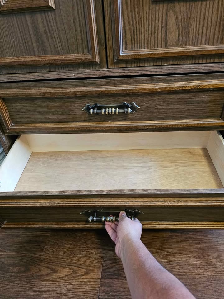 Wooden Wardrobe - photo 5