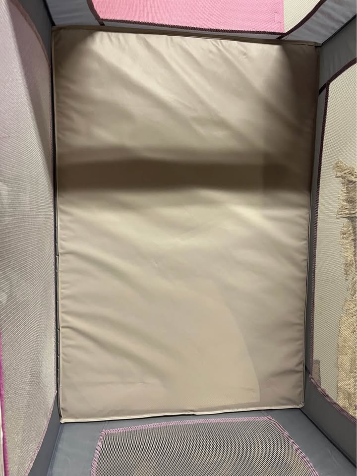 Evenflo Pack and Play with Mattress - photo 3