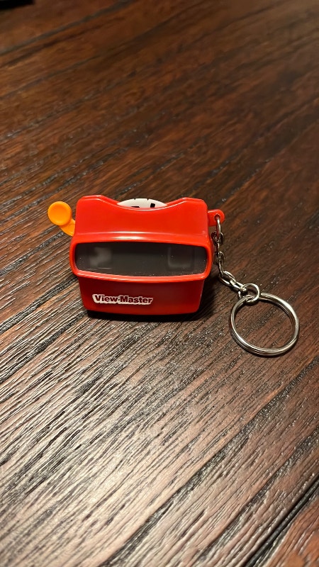 Viewmaster Keychain Working Vintage Toy