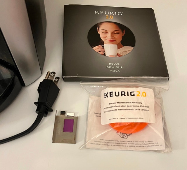 Keurig Coffee Maker Carafe & Single-Serve Plus Accessories - photo 2