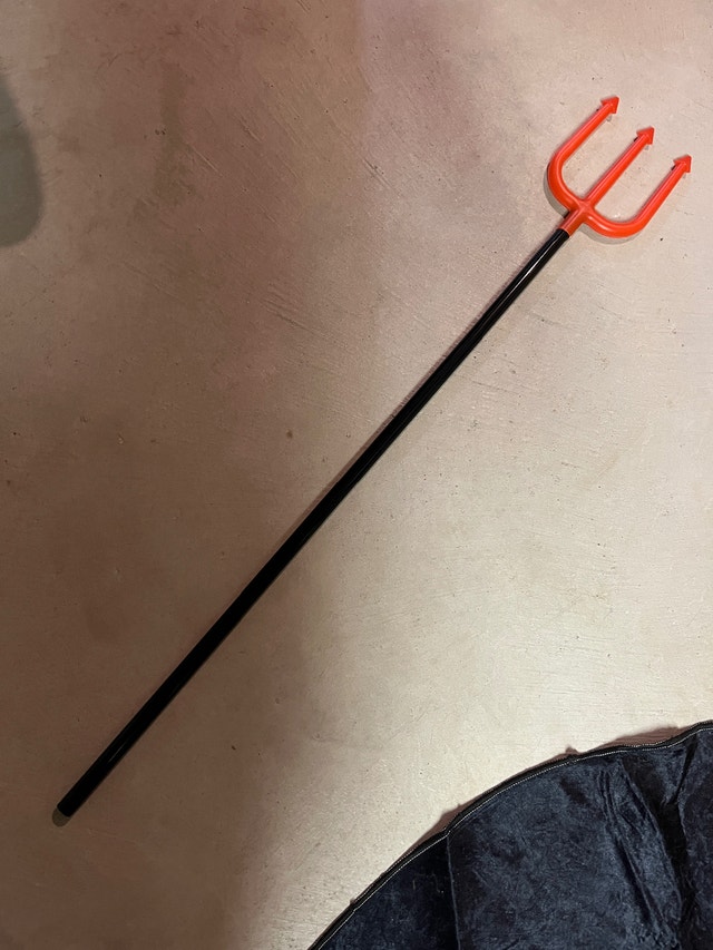 New Halloween Pitchfork Devil Costume Prop - photo 2