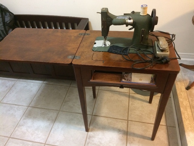 1950s Dressmaster White Sewing Machine Vintage Works