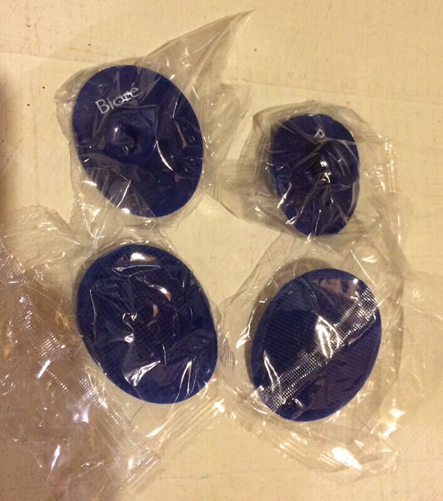 4 New Silicone Facial Scrubbers