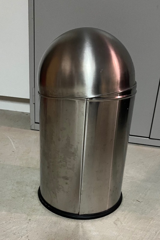 Metal Garbage Can Bathroom Wastebasket With Lid - photo 2