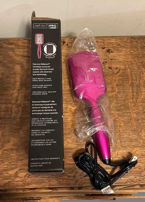 Conair InfinitiPro Hot Paddle Brush Diamond-Infused - photo 3
