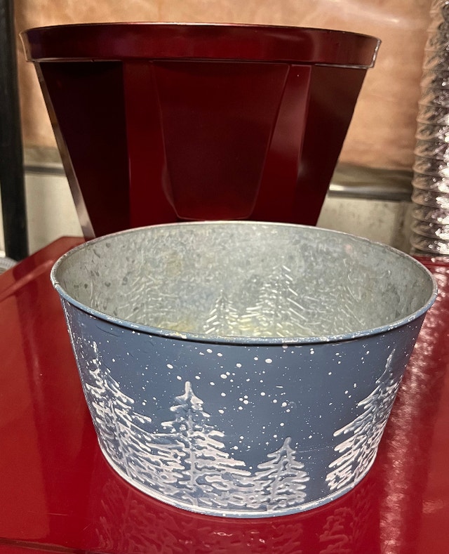 Large Flower Pots / Planters Tin and Plastic For Sale