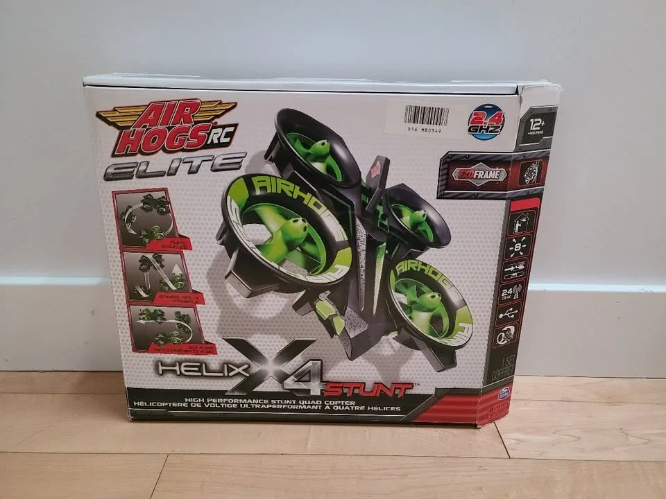 Air Hogs Helix X4 Stunt Quad Copter thumbnail