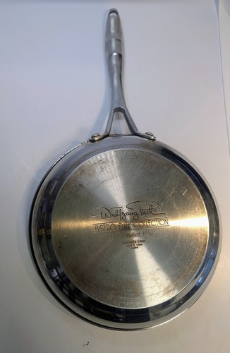 WOLFGANG PUCK BISTRO ELITE COLLECTION 10" OMELETTE PAN - photo 2