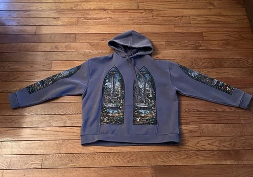 BRAND NEW: WHO DECIDES WAR APPARENT HOODED PULLOVER