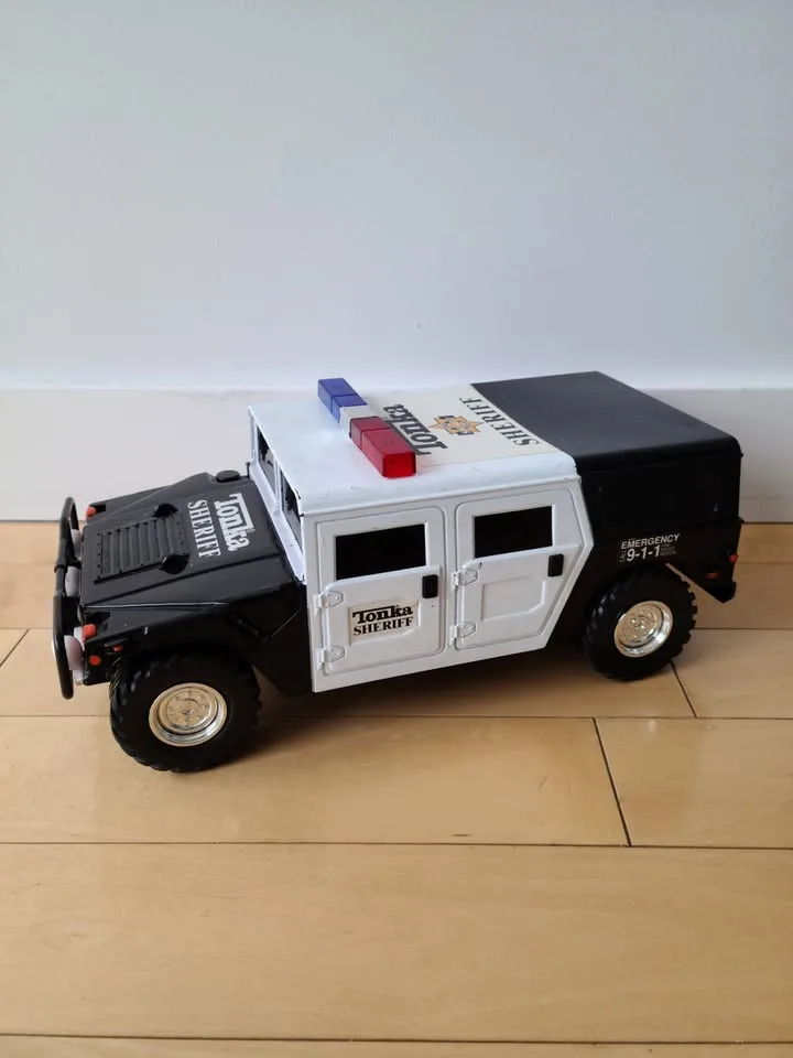 Hasbro Tonka Sheriff With Flashing Lights Hummer thumbnail