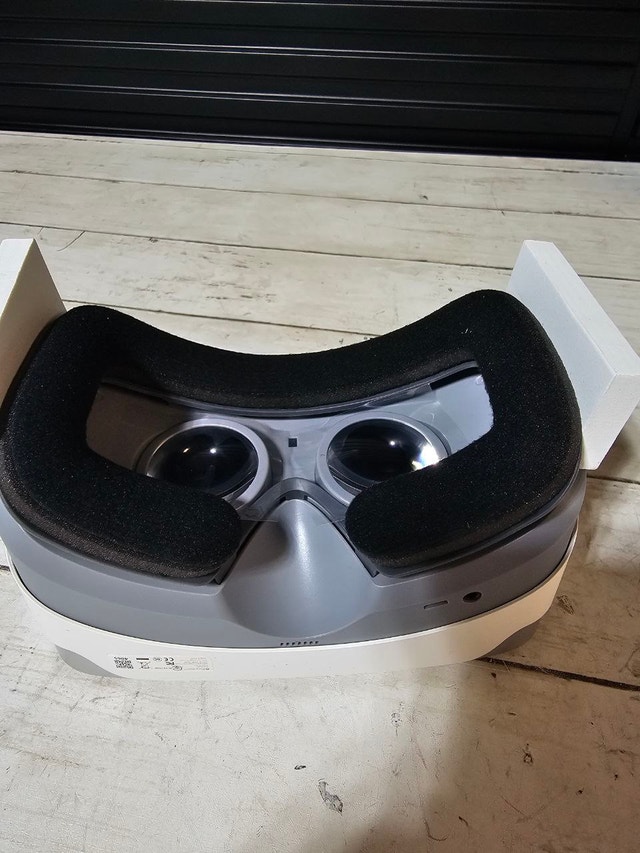 Pico Goblin VR Headset - Standalone, 2.5K Display - photo 5