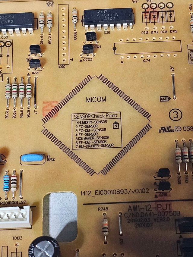 Samsung DA92-00592A Genuine OEM Main Control Board - photo 3