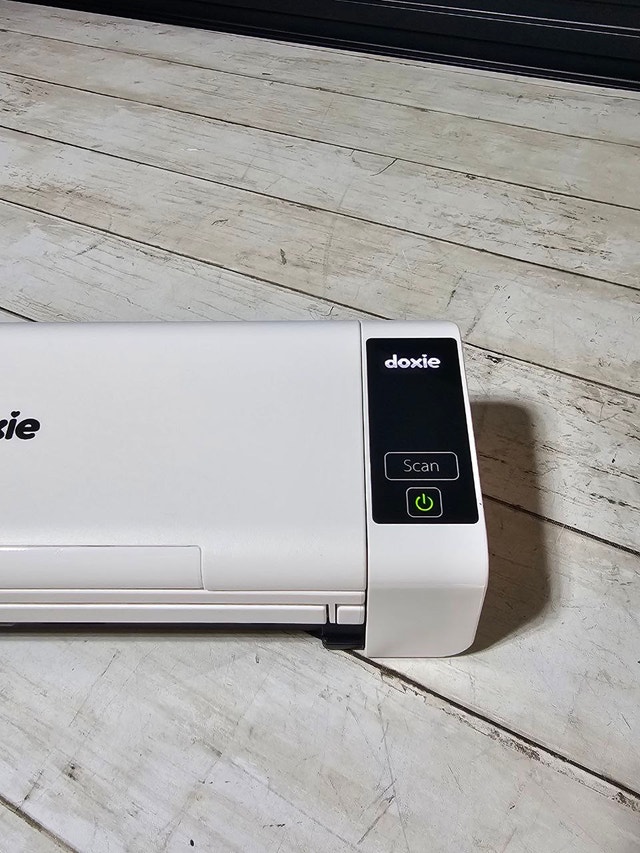 Doxie Pro DX400 Wired Document Scanner - photo 5