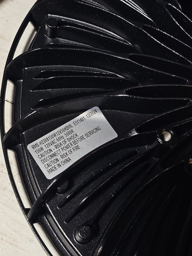 1 PACK- UFO LED High Bay Light 150W - photo 3
