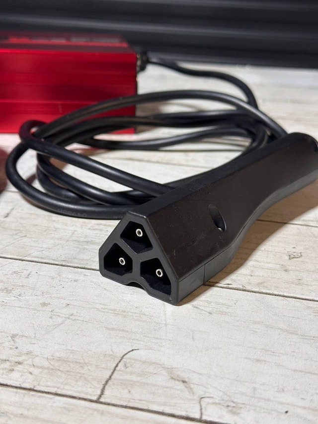 48V 15A Golf Cart Battery Charger - photo 4