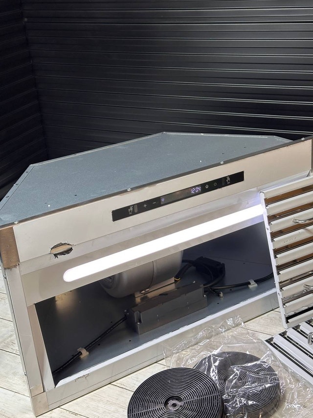 JOEAONZ 30" Range Hood Insert 900CFM Gesture/Touch Control
