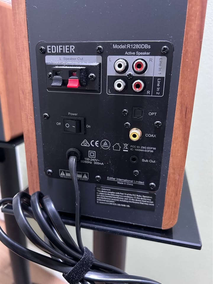 Edifier Bluetooth Bookshelf Speakers - photo 5