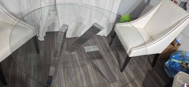 Glass Round Dining Table - photo 3