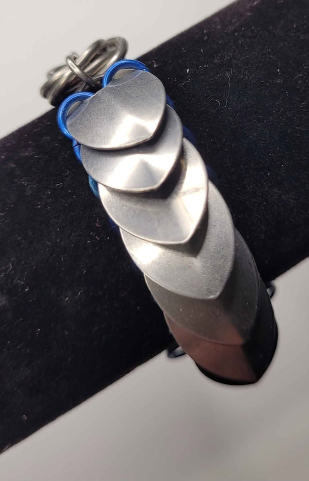 Stunning Handmade Scale and Chainmaille Bracelet - photo 3