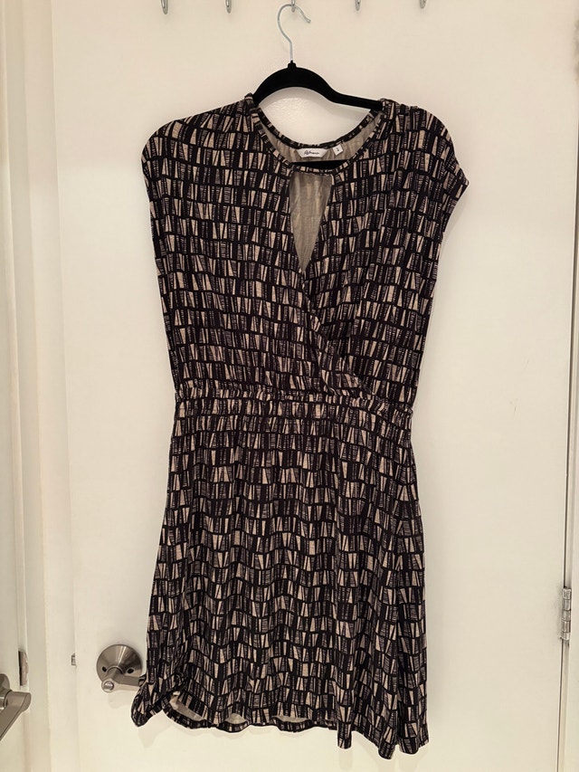 Reitmans black and cream midi dress (Large)