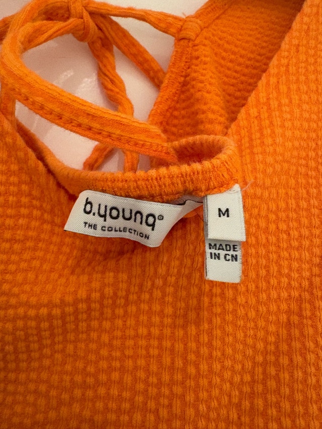 Orange top with tie back - women’s medium - photo 3
