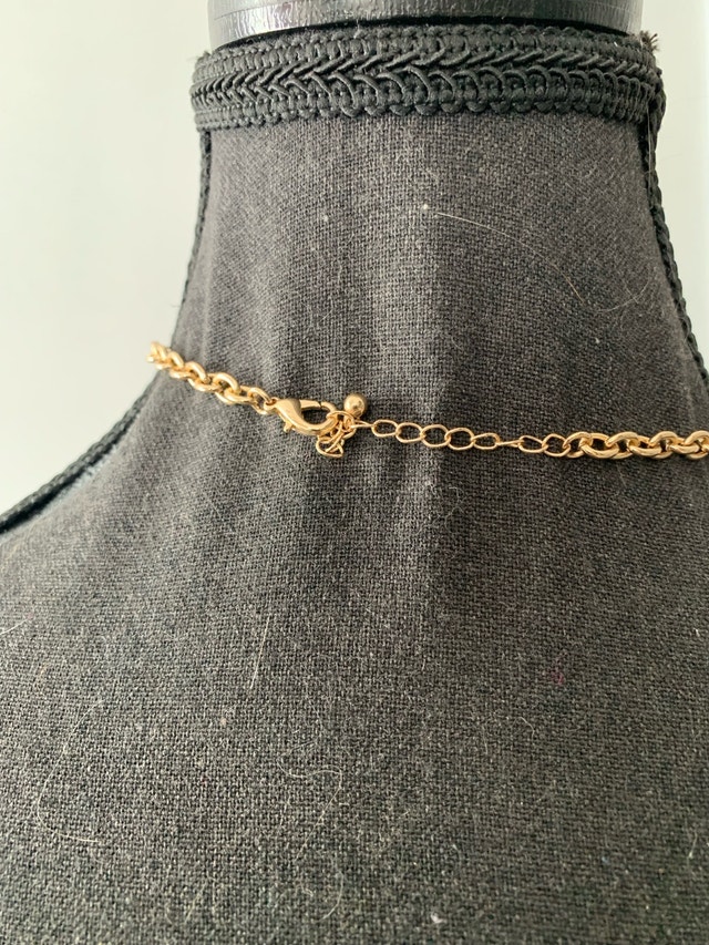 Elegant Gold and Cream Statement Necklace - photo 5