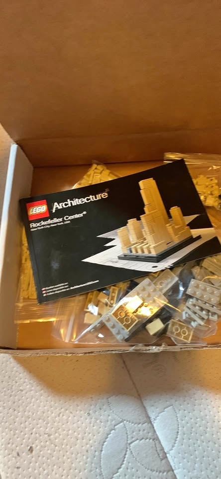 Rockefeller Center Lego Set