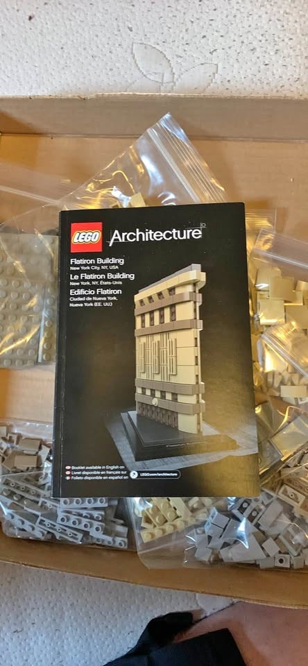Flatiron Building Lego Set