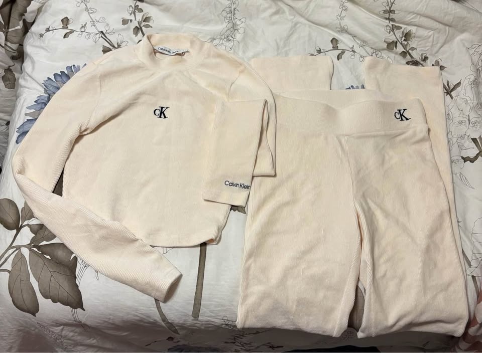 Calvin Klein Jeans Ribbed Set Crop Top Leggings Cream Small