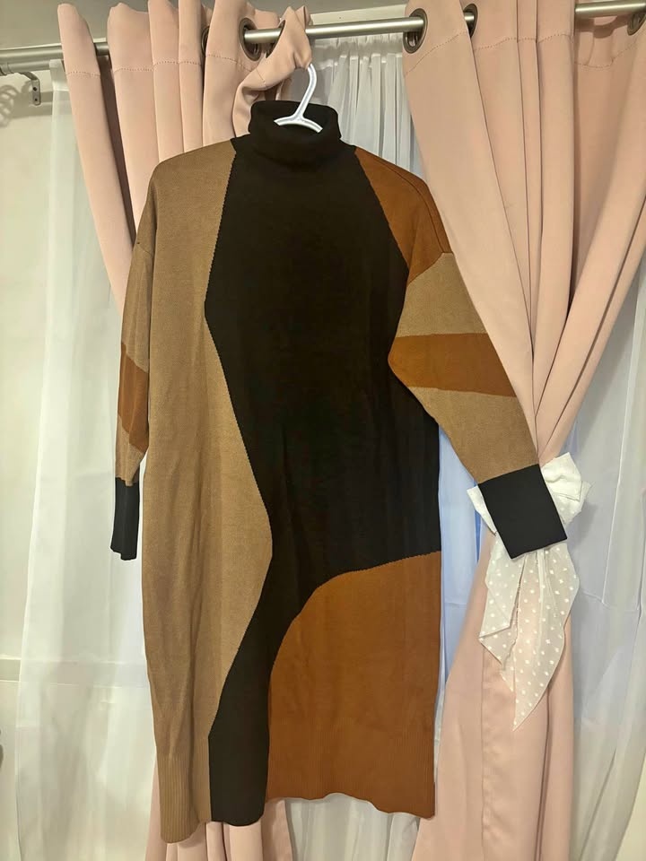 Anne Klein Color Block Turtleneck Dress M