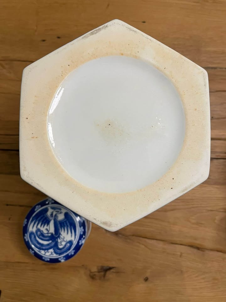 Blue & White Chinese Porcelain Square Vase / Ginger Jar Style - photo 5