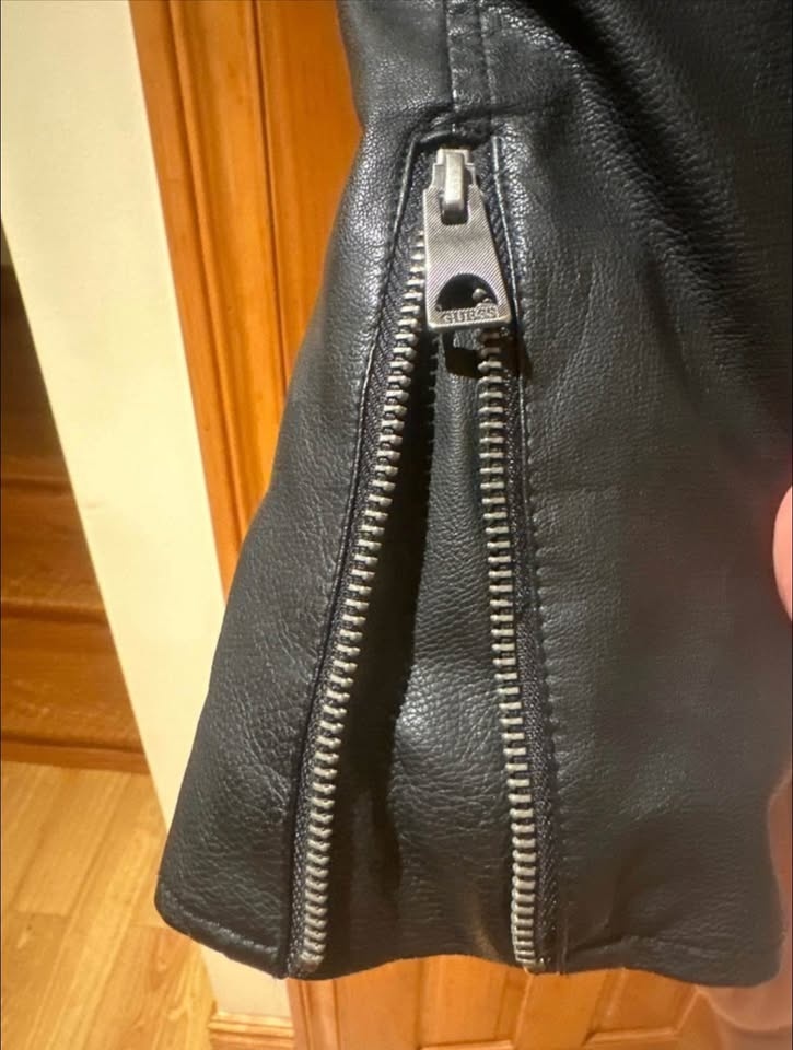 Guess Faux Leather Jacket - photo 2